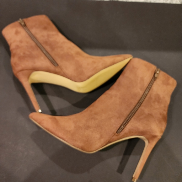 FOREVER 21 Brown Microsuede Stilletto booties SIZE 10M - Picture 1 of 12